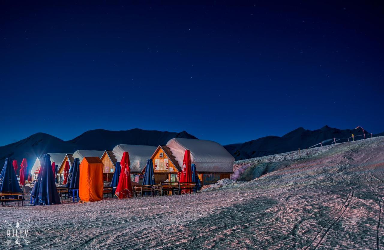 Redco, New Gudauri, Twins Exterior foto